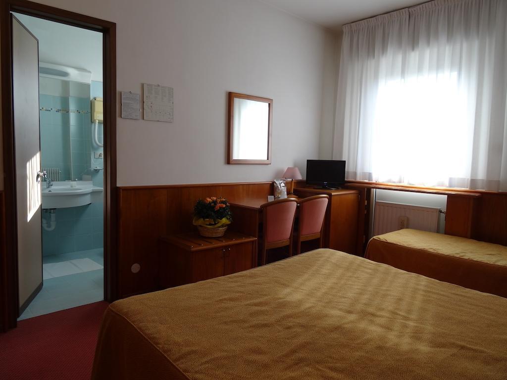 Hotel Roma Cividale del Friuli Habitación foto