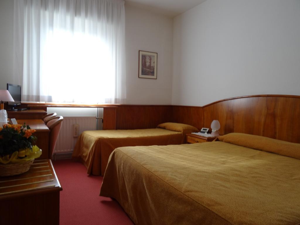 Hotel Roma Cividale del Friuli Habitación foto